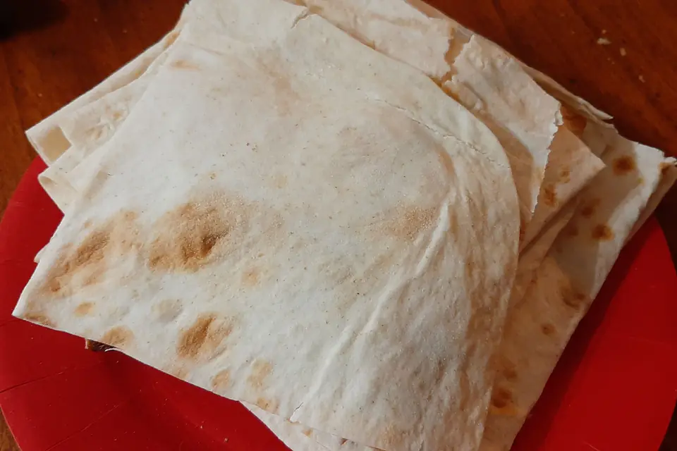 Folded lavash flatbreads