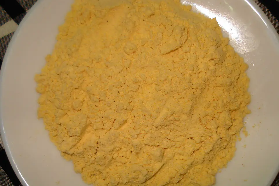 Yellow cornmeal on a plate